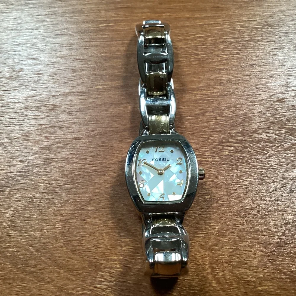 Fossil Women’s Watch ES 1427 MOP Mosaic Silver Gold-tone 20 mm